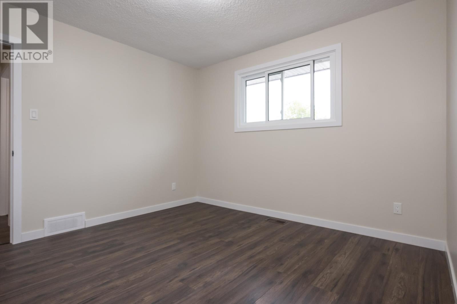 262 Sheridan Cres, Thunder Bay, Ontario  P7C 5M4 - Photo 11 - TB2602461