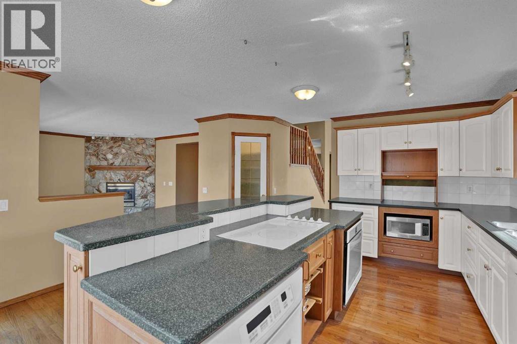 62 West Mitford Crescent, Cochrane, Alberta  T4C 1L2 - Photo 26 - A2338724