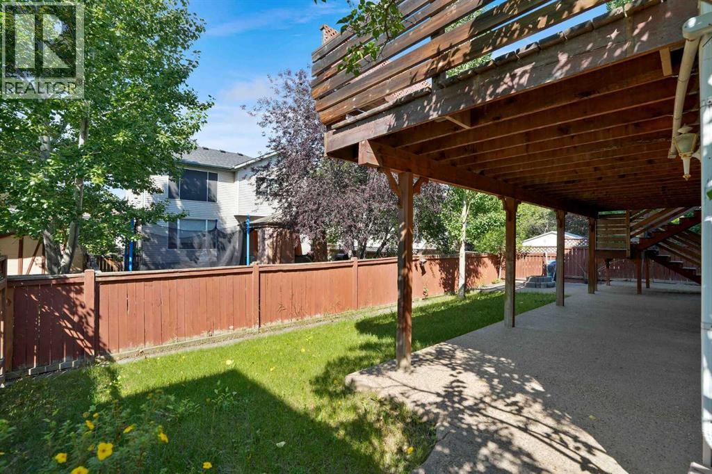 62 West Mitford Crescent, Cochrane, Alberta  T4C 1L2 - Photo 9 - A2338724