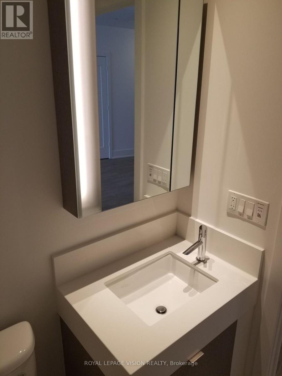 4707 - 10 York Street, Toronto, Ontario  M5J 2Z2 - Photo 11 - C13700782