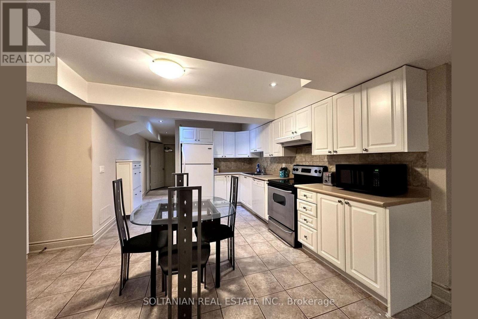 Bsmt - 164 Newton Drive, Toronto, Ontario  M2M 2N7 - Photo 5 - C13700804