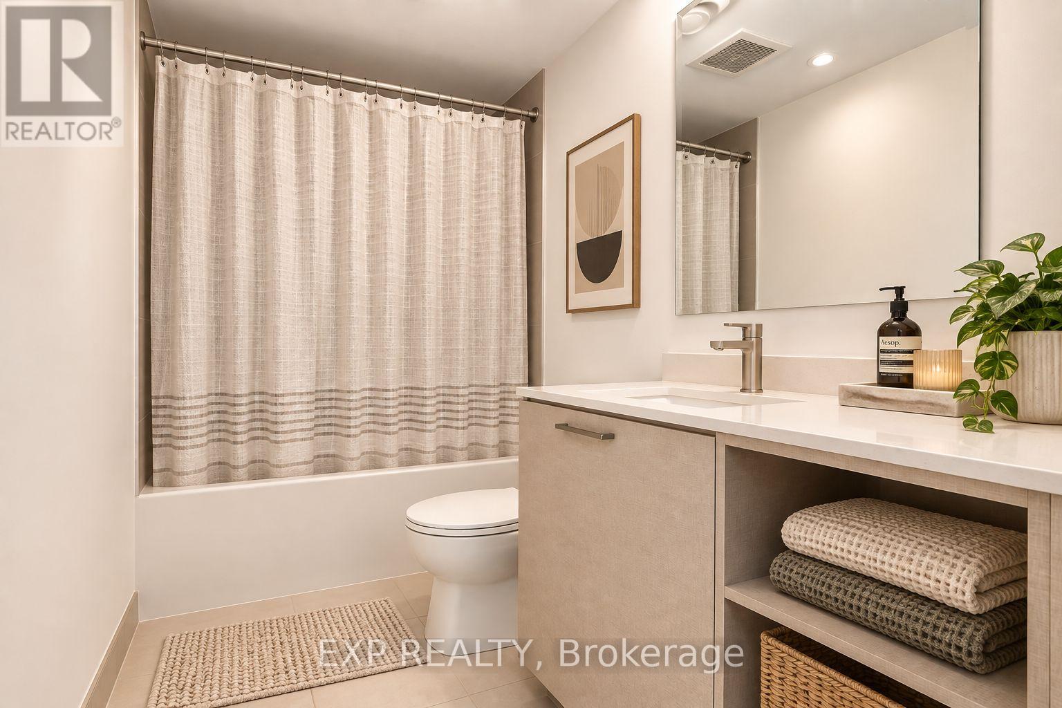 811 - 19 Western Battery Road, Toronto, Ontario  M6K 3S4 - Photo 3 - C13700826