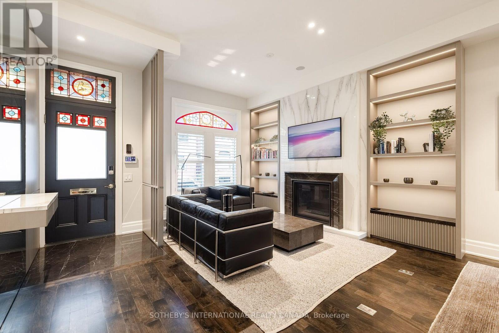 33 Tranby Avenue, Toronto, Ontario  M5R 1N4 - Photo 5 - C13700954