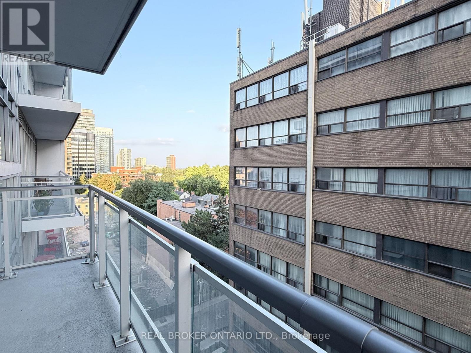 713 - 223 St. Clair Avenue W, Toronto (Casa Loma), Ontario  M4V 0A5 - Photo 6 - C13701010
