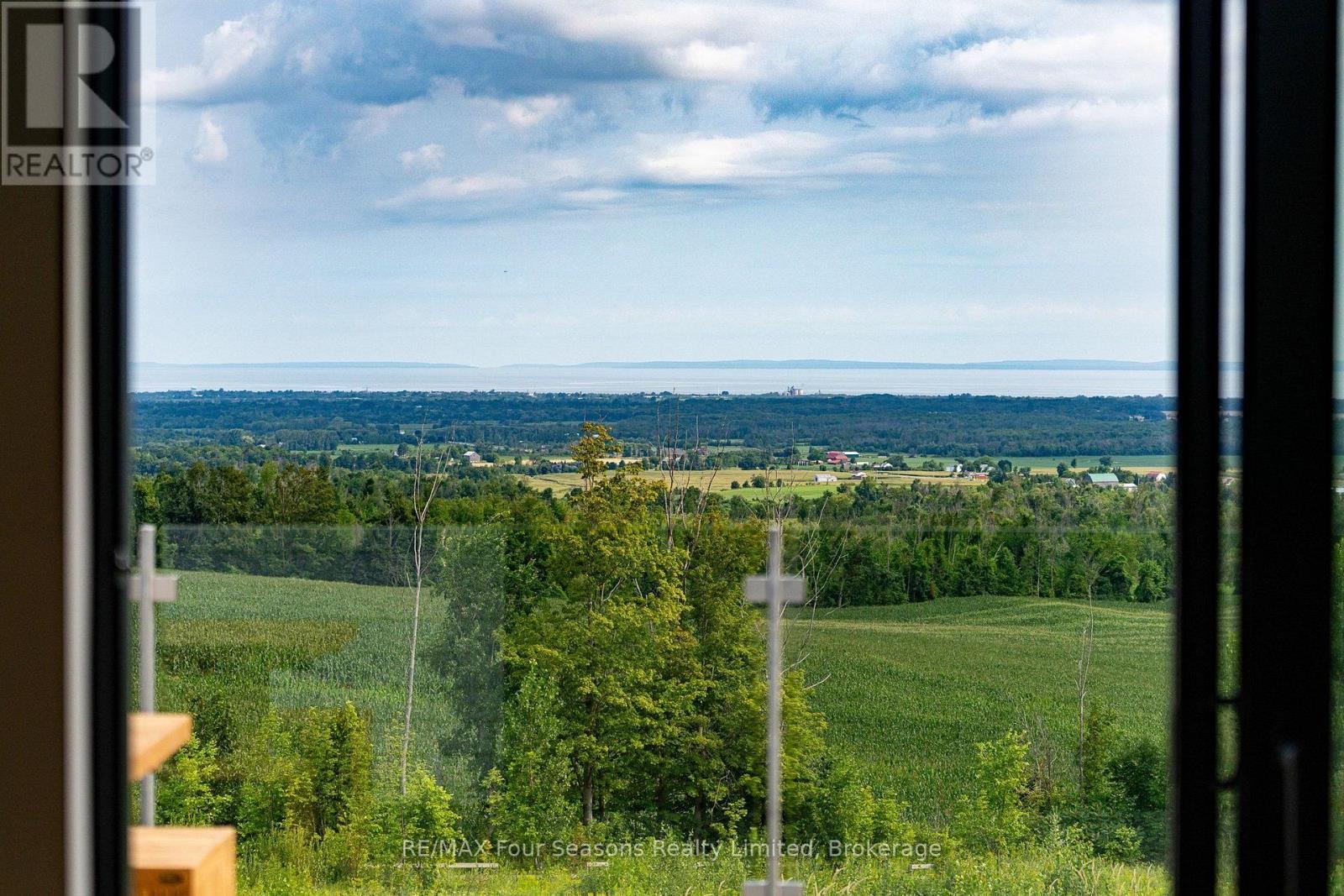 58 Sydenham Trail W, Clearview, Ontario  L0M 1H0 - Photo 45 - S13700916