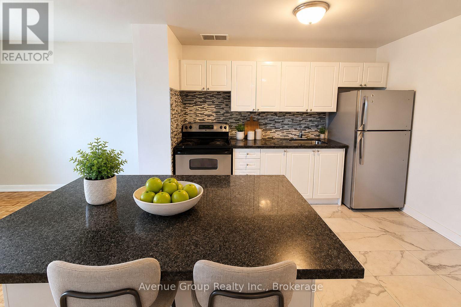 403 - 3801 Lawrence Avenue E, Toronto, Ontario  M1G 1R3 - Photo 5 - E13700840