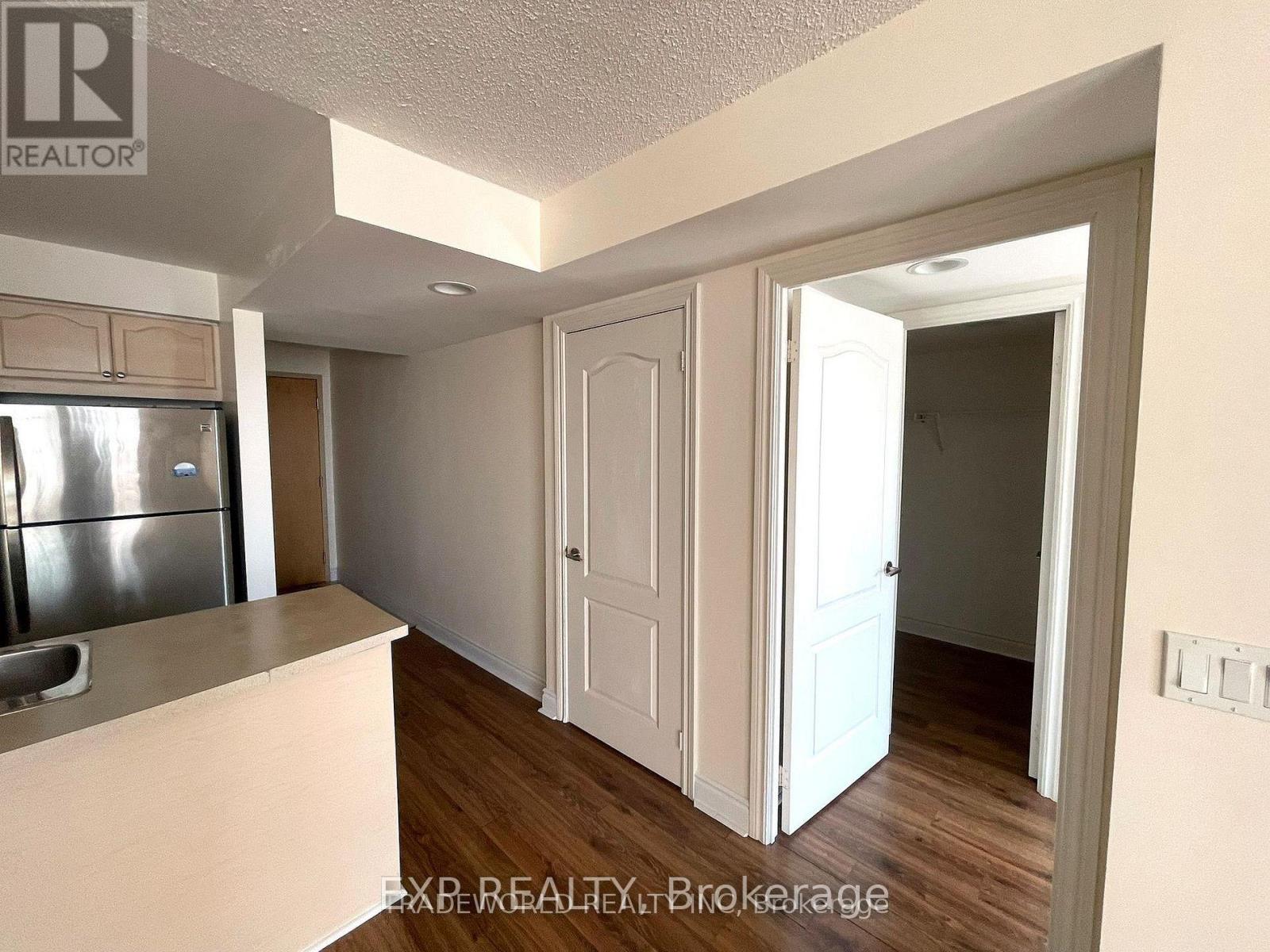 2703 - 60 Brian Harrison Way, Toronto, Ontario  M1P 5J5 - Photo 4 - E13700930