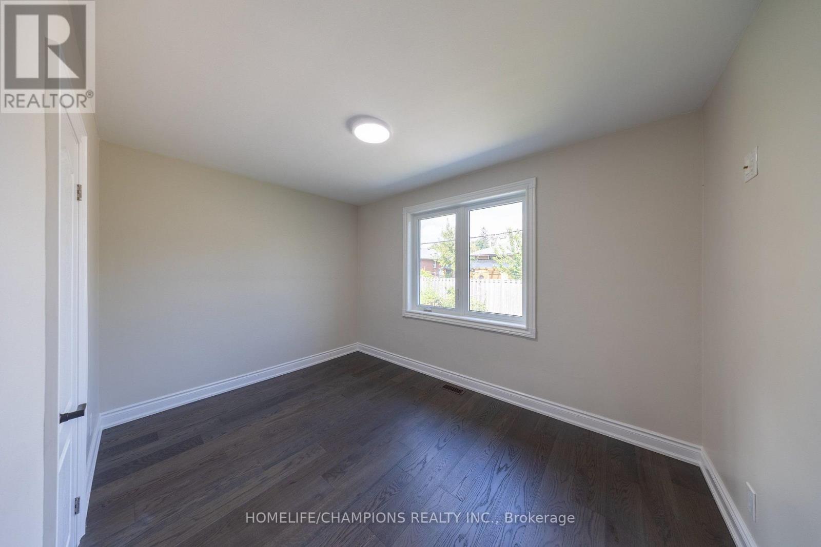 1083 BIRCHMOUNT ROAD