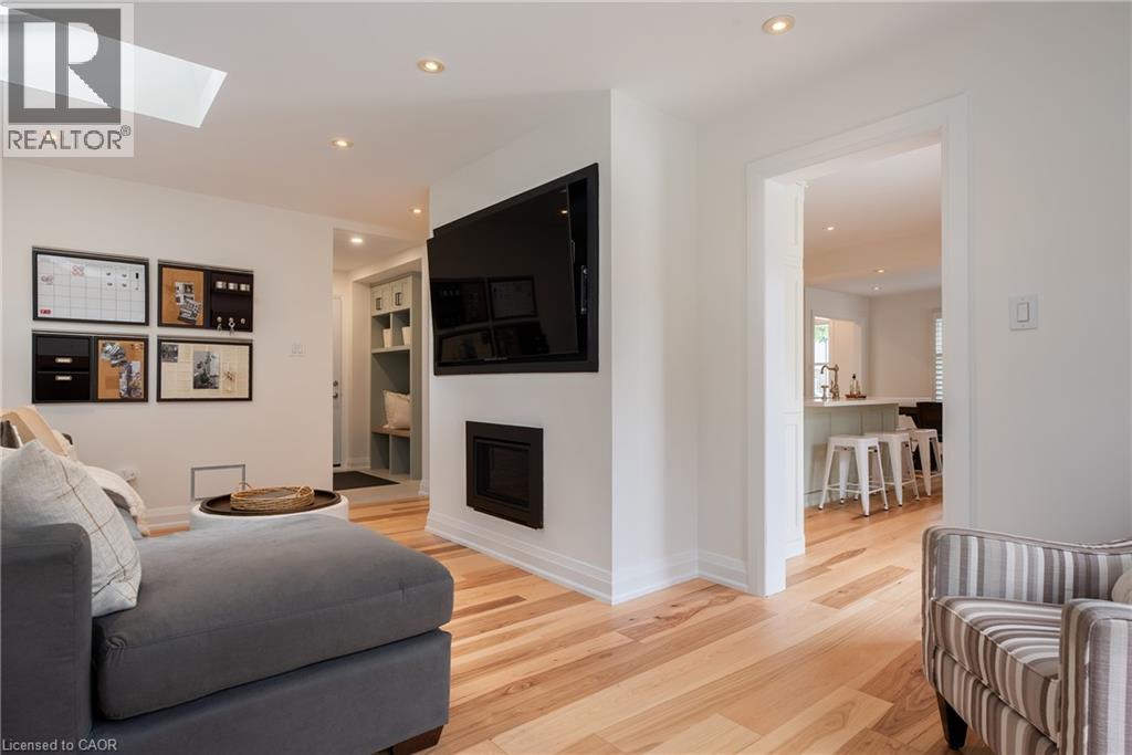 579 Fourth Line, Oakville, Ontario  L6L 5B1 - Photo 18 - 40857284