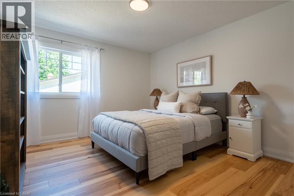 579 Fourth Line, Oakville, Ontario  L6L 5B1 - Photo 27 - 40857284
