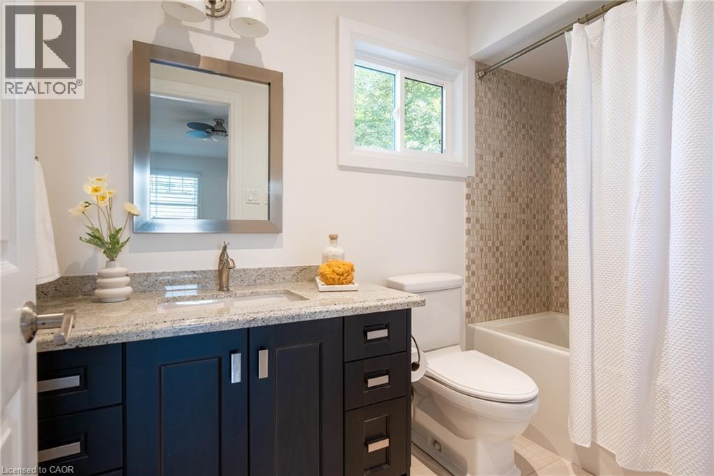 579 Fourth Line, Oakville, Ontario  L6L 5B1 - Photo 29 - 40857284