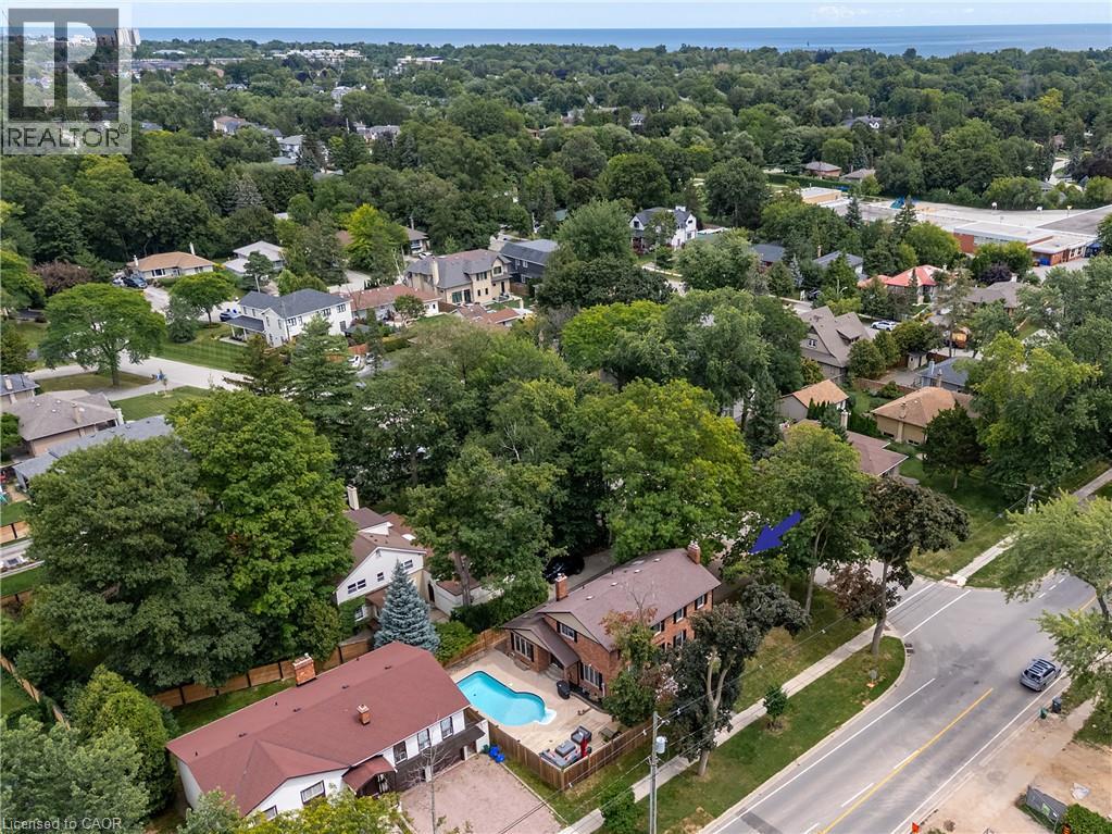 579 Fourth Line, Oakville, Ontario  L6L 5B1 - Photo 3 - 40857284