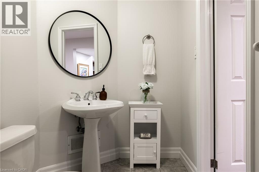 579 Fourth Line, Oakville, Ontario  L6L 5B1 - Photo 35 - 40857284