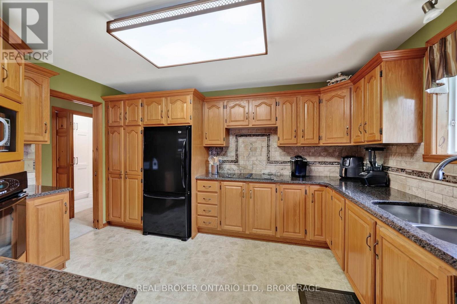 6495 Clifford Avenue, South Glengarry, Ontario K6H 7H9 - Photo 11 - X13701006