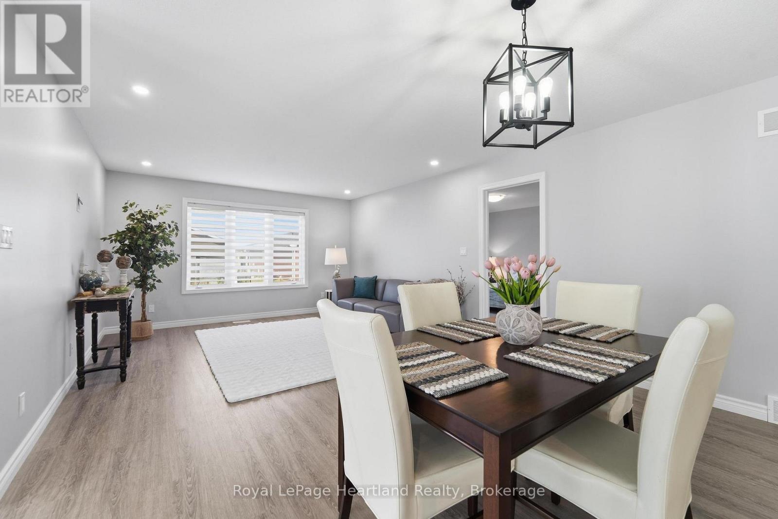 5 Sweetwater Drive N, Ashfield-Colborne-Wawanosh (Colborne), Ontario  N7A 0B9 - Photo 11 - X13700844