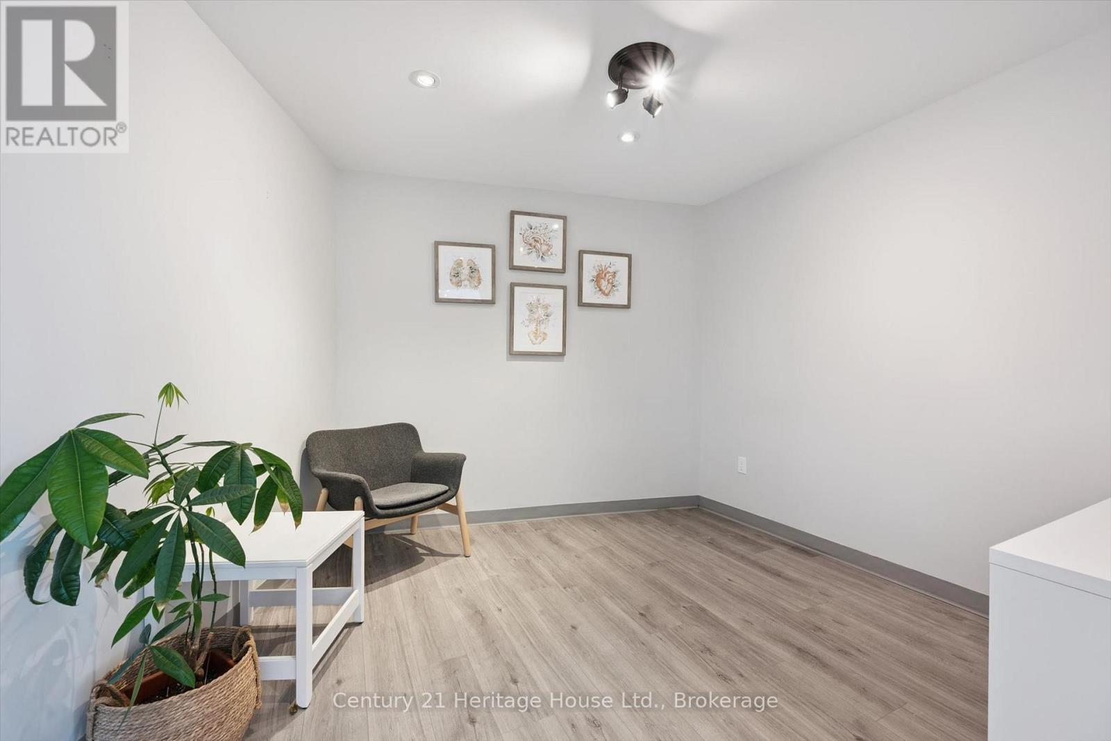 5 Church Street E, Woolwich, Ontario  N3B 2K7 - Photo 10 - X13700880