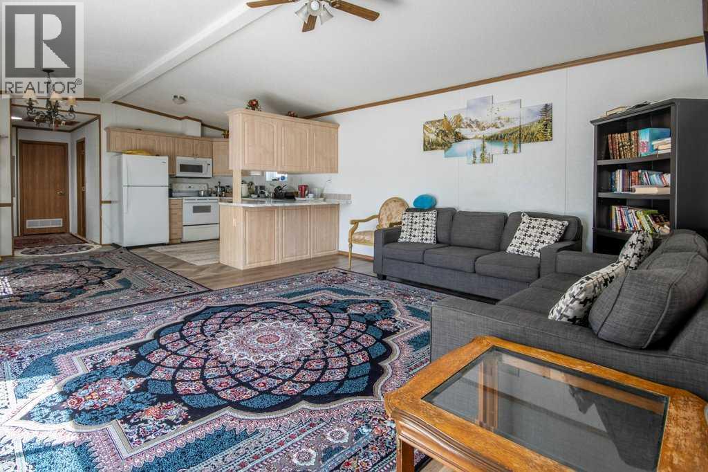 19 Noblefern Way, Sundre, Alberta  T0M 1X0 - Photo 4 - A2311032