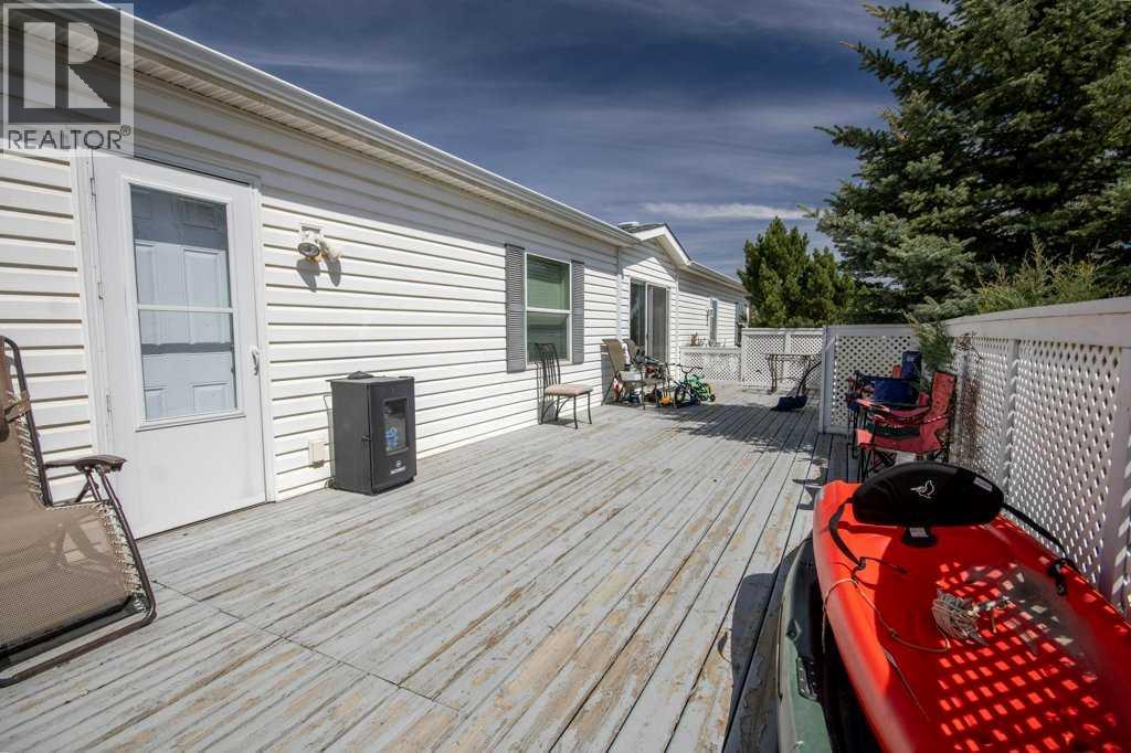 19 Noblefern Way, Sundre, Alberta  T0M 1X0 - Photo 3 - A2311032