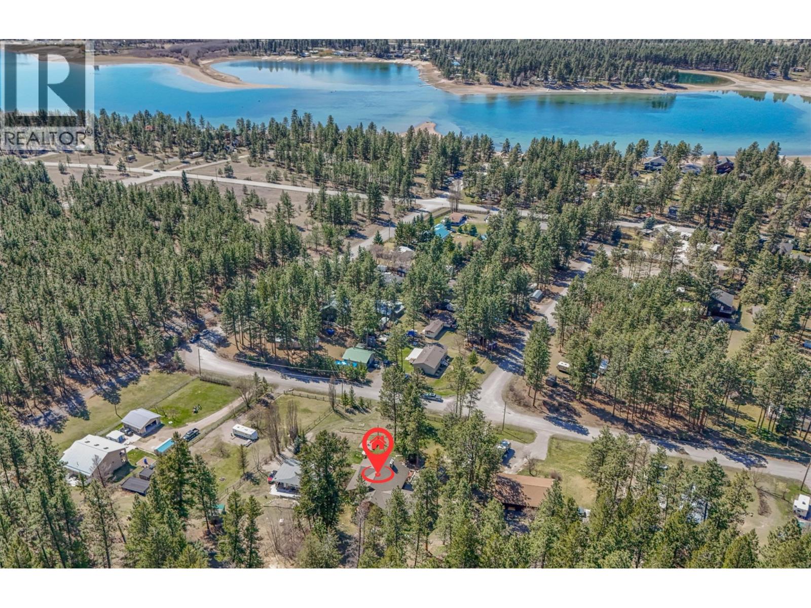6308 Ash Road, Wasa, British Columbia  V0B 2K0 - Photo 4 - 10373456