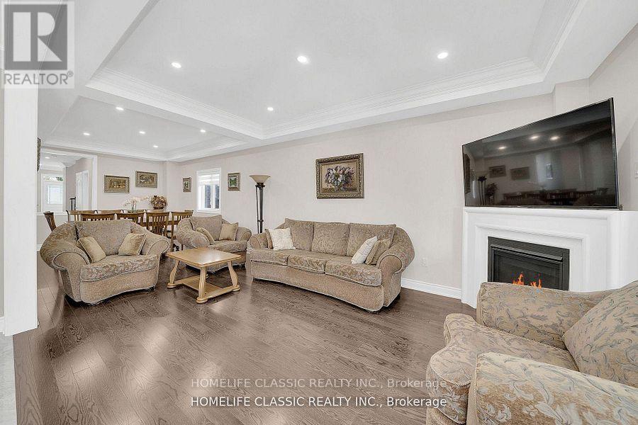 105 Mckenzie Way, Bradford West Gwillimbury (Bradford), Ontario  L3Z 4G6 - Photo 15 - N13700766