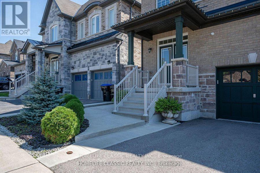 105 Mckenzie Way, Bradford West Gwillimbury (Bradford), Ontario  L3Z 4G6 - Photo 2 - N13700766
