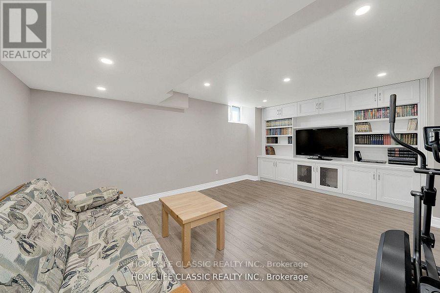 105 Mckenzie Way, Bradford West Gwillimbury (Bradford), Ontario  L3Z 4G6 - Photo 34 - N13700766