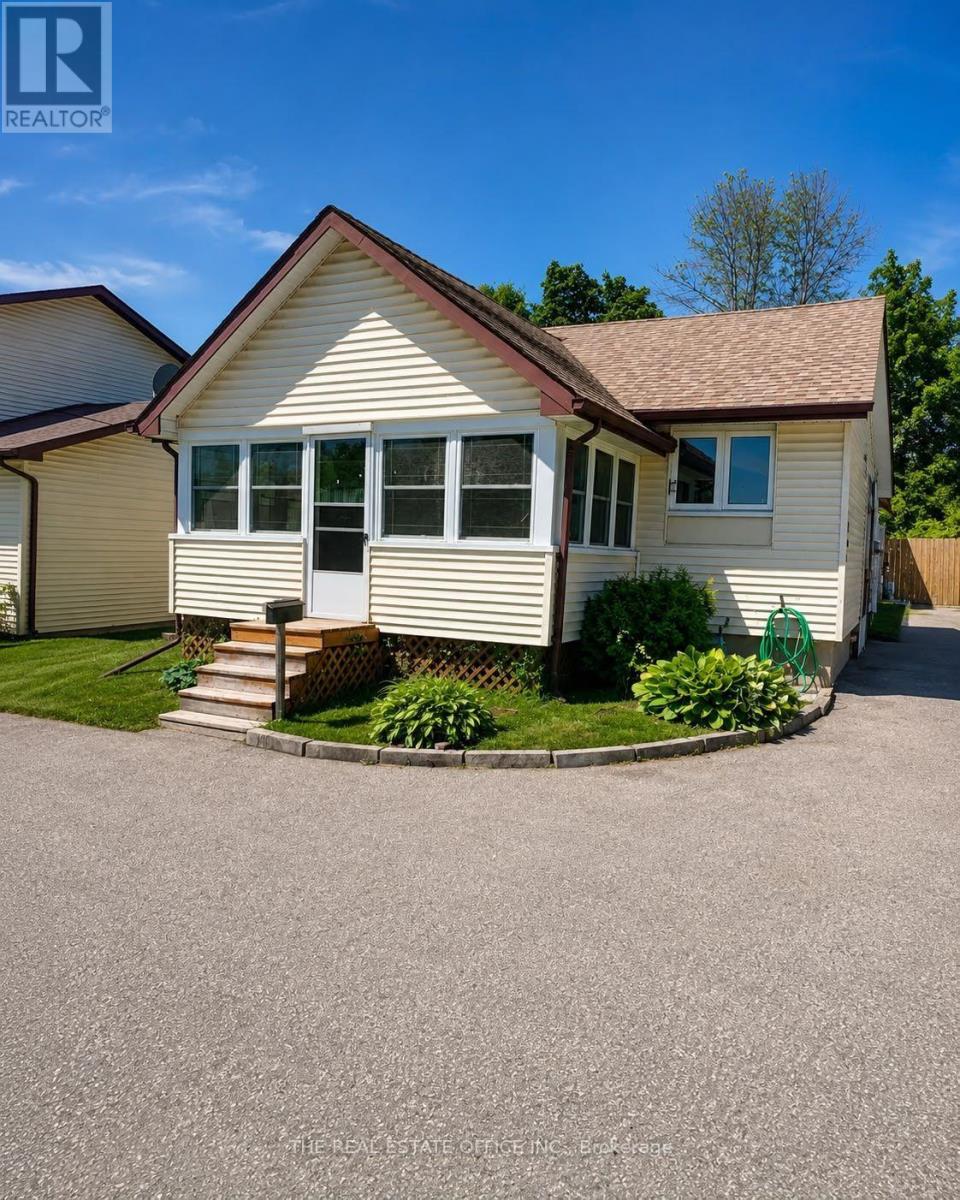 265 Pasadena Drive, Georgina, Ontario  L4P 2Z1 - Photo 2 - N13700822