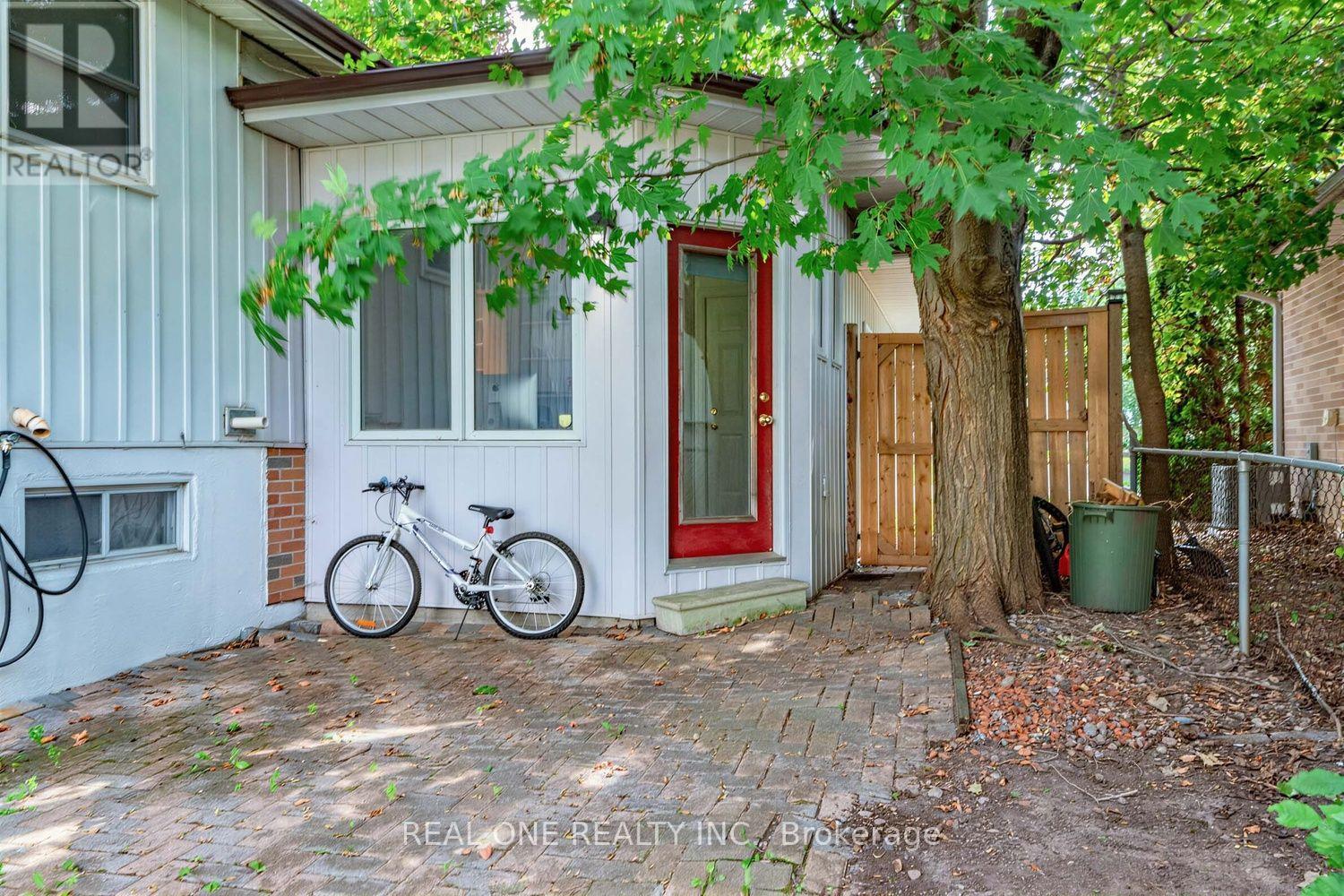 10 Devins Drive, Aurora, Ontario  L4G 2Z1 - Photo 33 - N13700902
