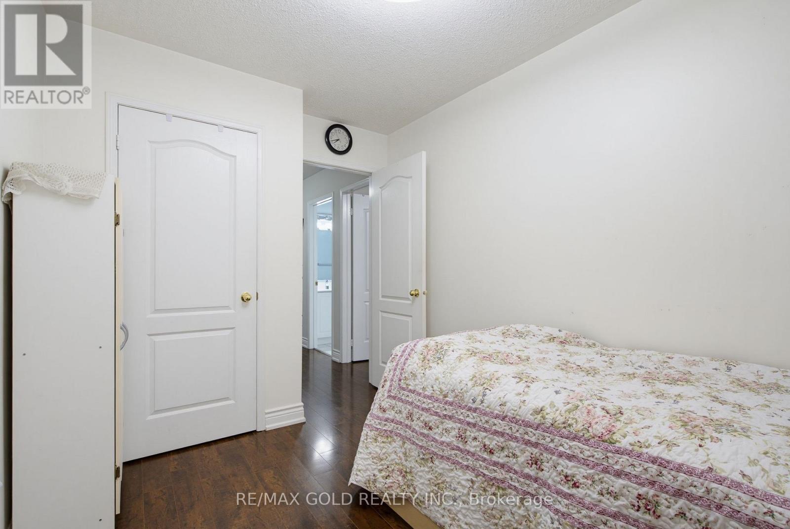 46 Sand Cherry Crescent, Brampton, Ontario L6R 3B1 - Photo 15 - W13698034