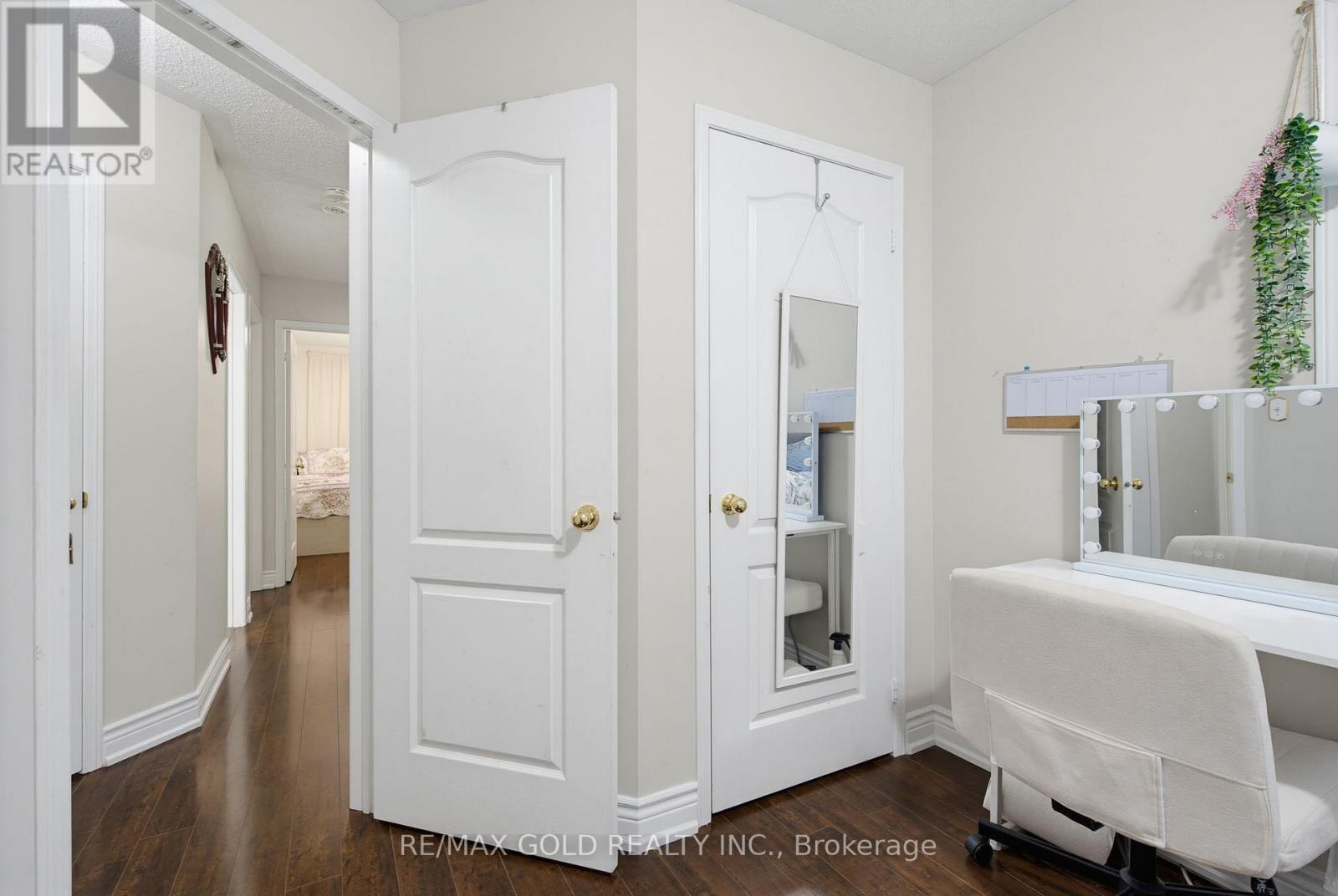 46 Sand Cherry Crescent, Brampton, Ontario L6R 3B1 - Photo 19 - W13698034