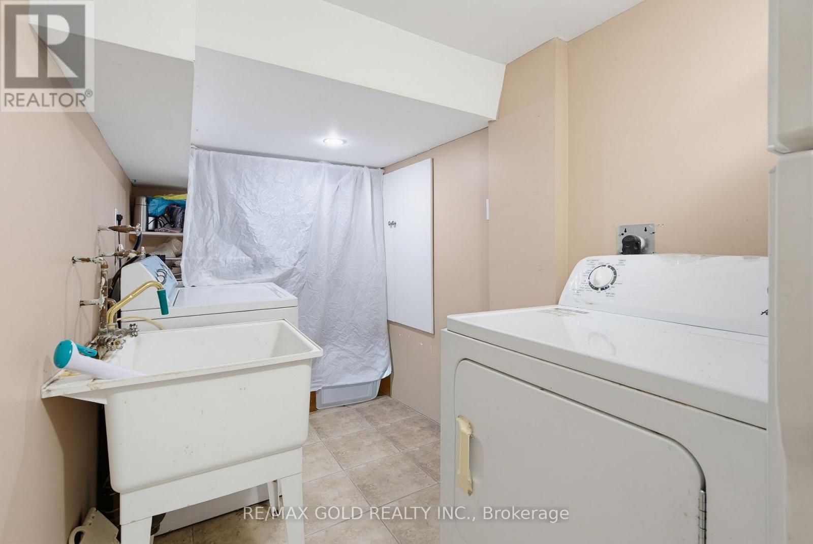 46 Sand Cherry Crescent, Brampton, Ontario L6R 3B1 - Photo 31 - W13698034