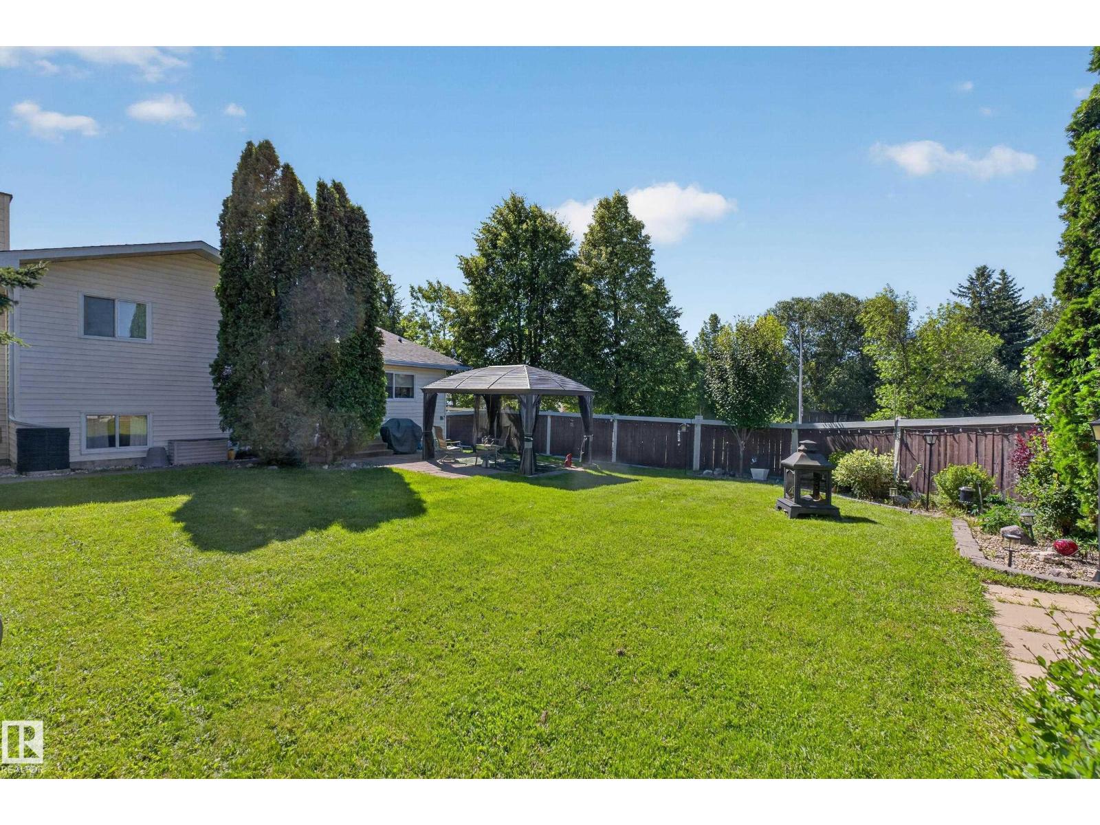 2 Woodside Cr, Spruce Grove, Alberta  T7X 3E5 - Photo 4 - E4504953