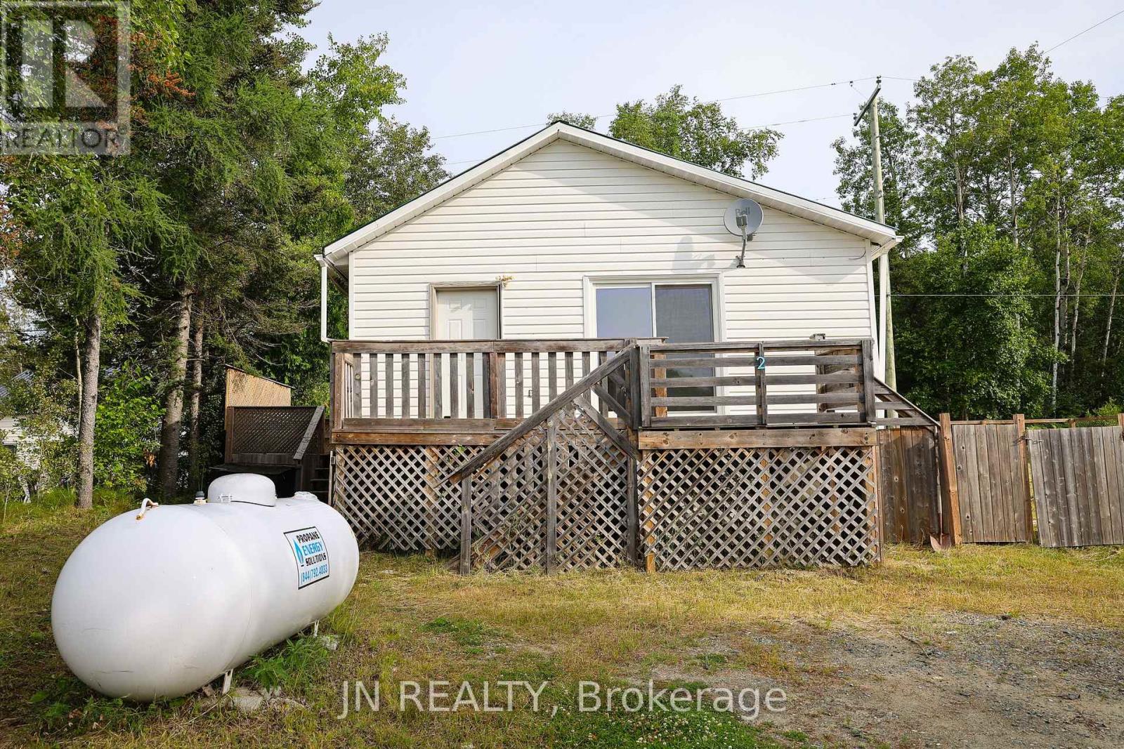2 Broadway Avenue, Kirkland Lake, Ontario  P0K 1K0 - Photo 2 - T13700950