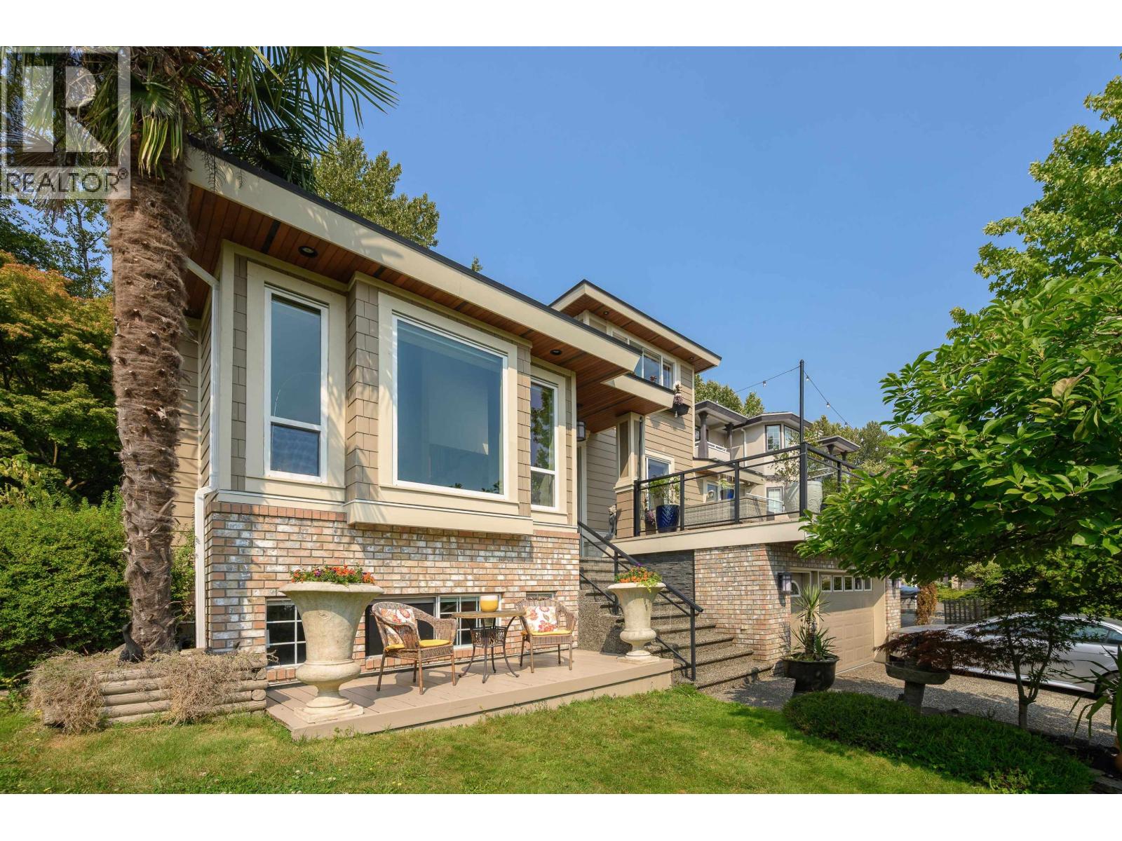 94 Timbercrest Drive, Port Moody, British Columbia  V3H 4T1 - Photo 2 - R3153530