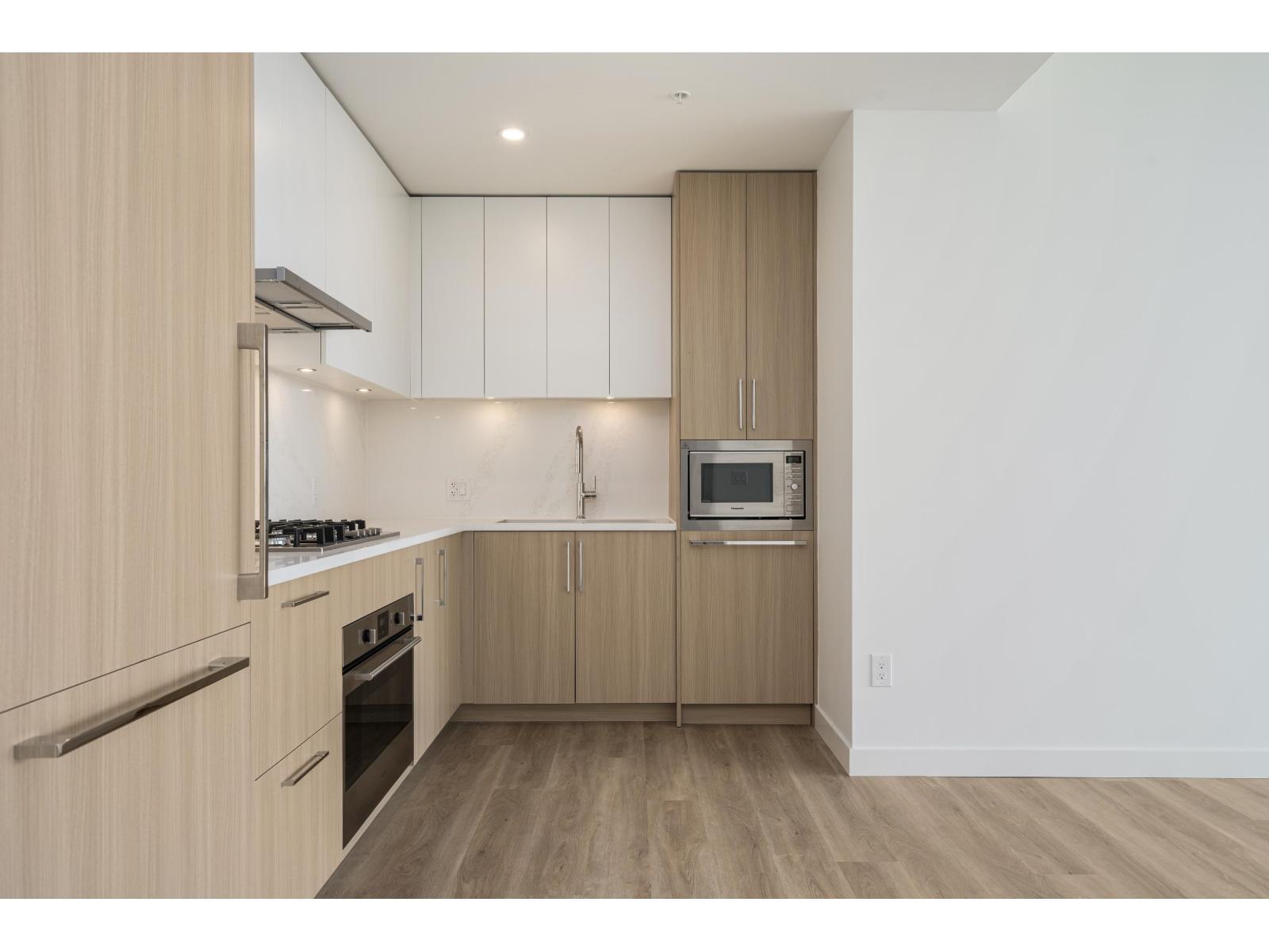 2801 9675 King George Boulevard, Surrey, British Columbia  V3T 0T7 - Photo 14 - R3157811