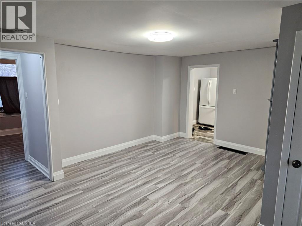 71 Grand River Street S, Paris, Ontario  N3L 2B5 - Photo 8 - 40855993