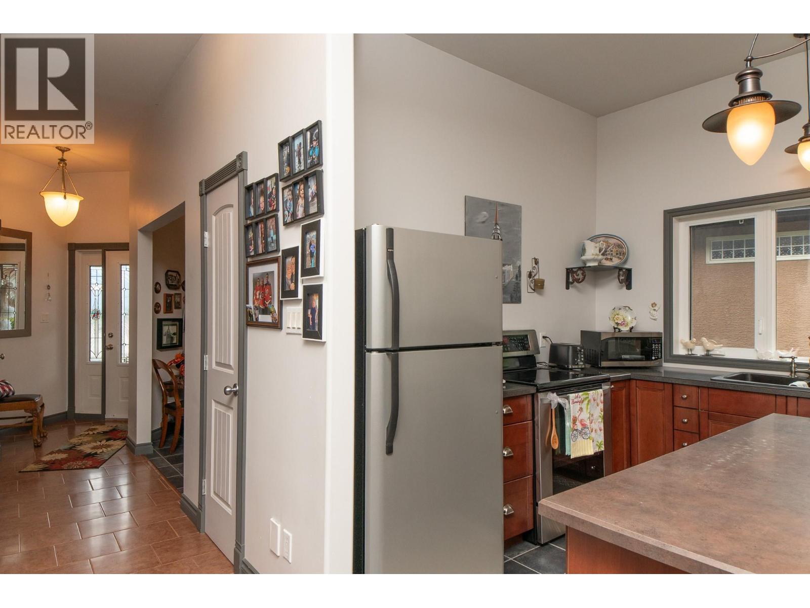 420 20th Avenue N Unit# 17, Creston, British Columbia  V0B 1G0 - Photo 8 - 10390624
