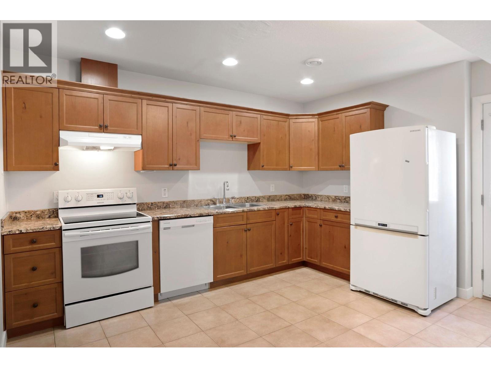 608 16th  N Avenue, Creston, British Columbia  V0B 1G5 - Photo 27 - 10393854
