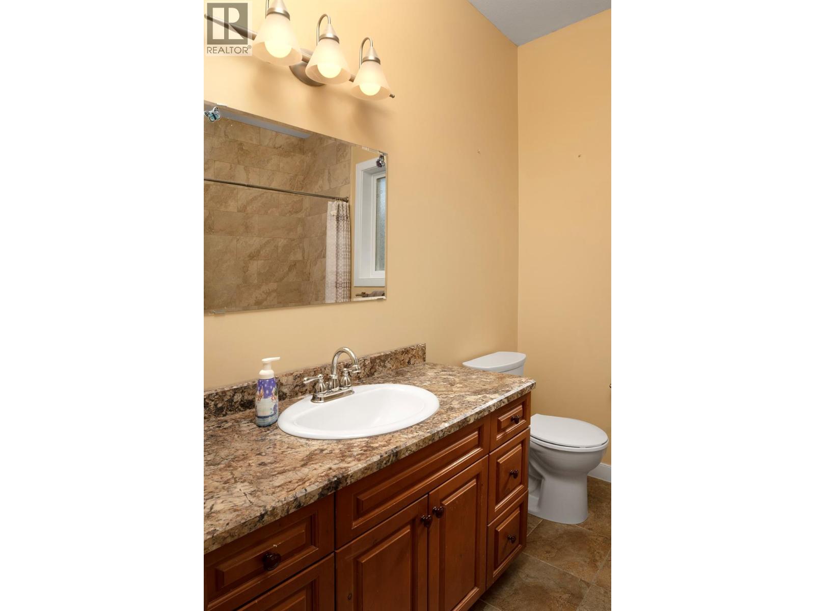 608 16th  N Avenue, Creston, British Columbia  V0B 1G5 - Photo 13 - 10393854