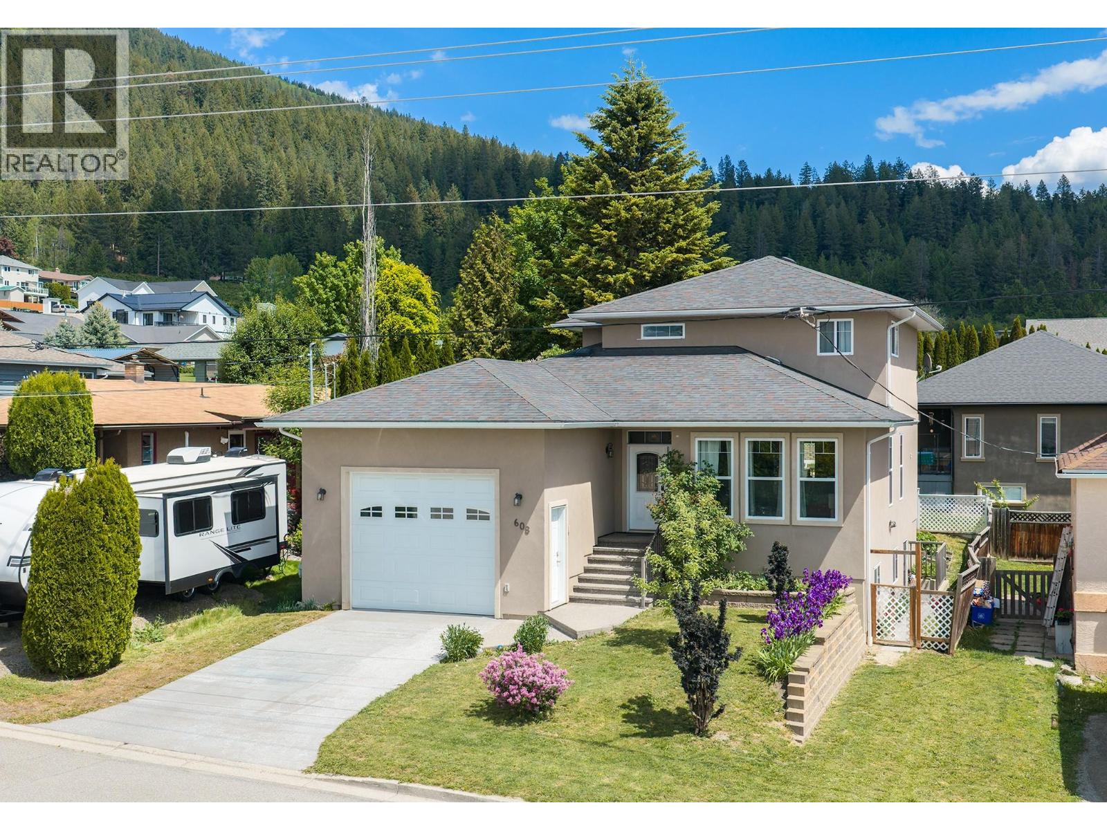 608 16th  N Avenue, Creston, British Columbia  V0B 1G5 - Photo 38 - 10393854
