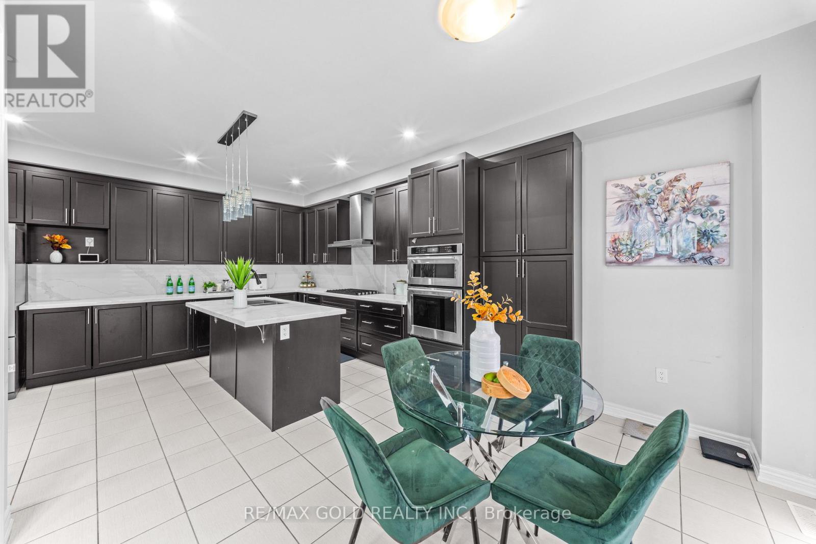 9 Goderich Drive, Brampton, Ontario  L7A 5A7 - Photo 15 - W13700772