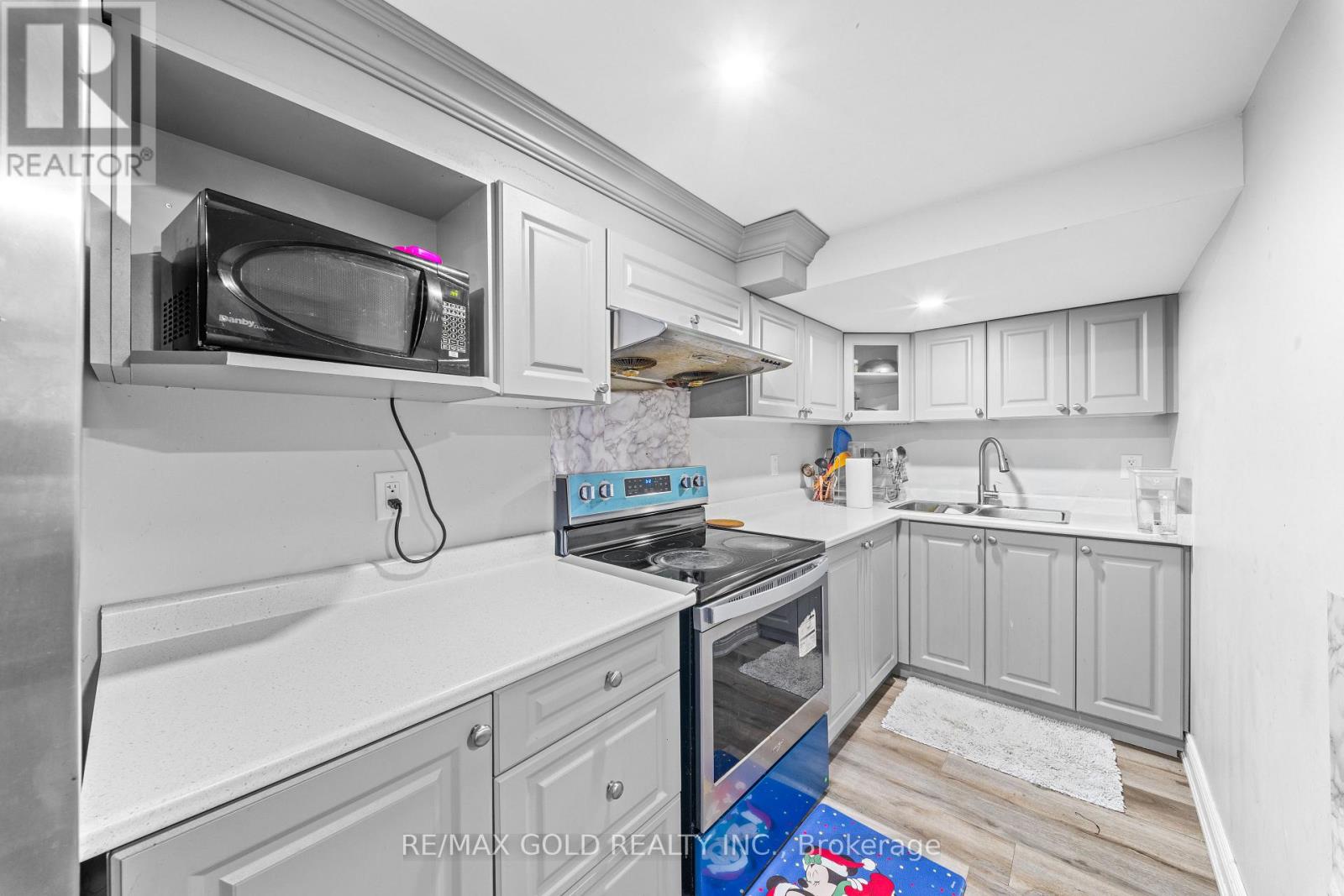 9 Goderich Drive, Brampton, Ontario  L7A 5A7 - Photo 44 - W13700772