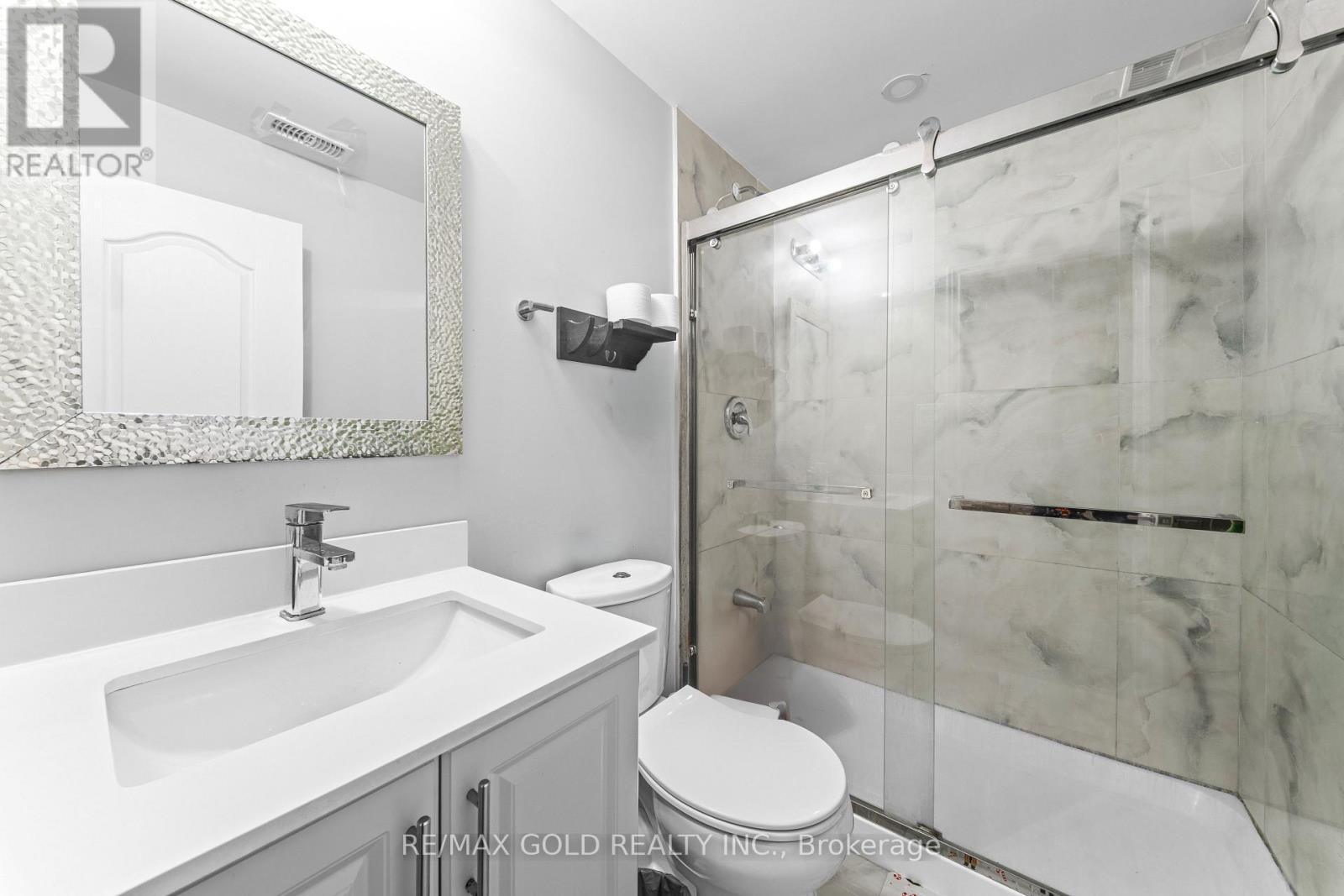 9 Goderich Drive, Brampton, Ontario  L7A 5A7 - Photo 45 - W13700772