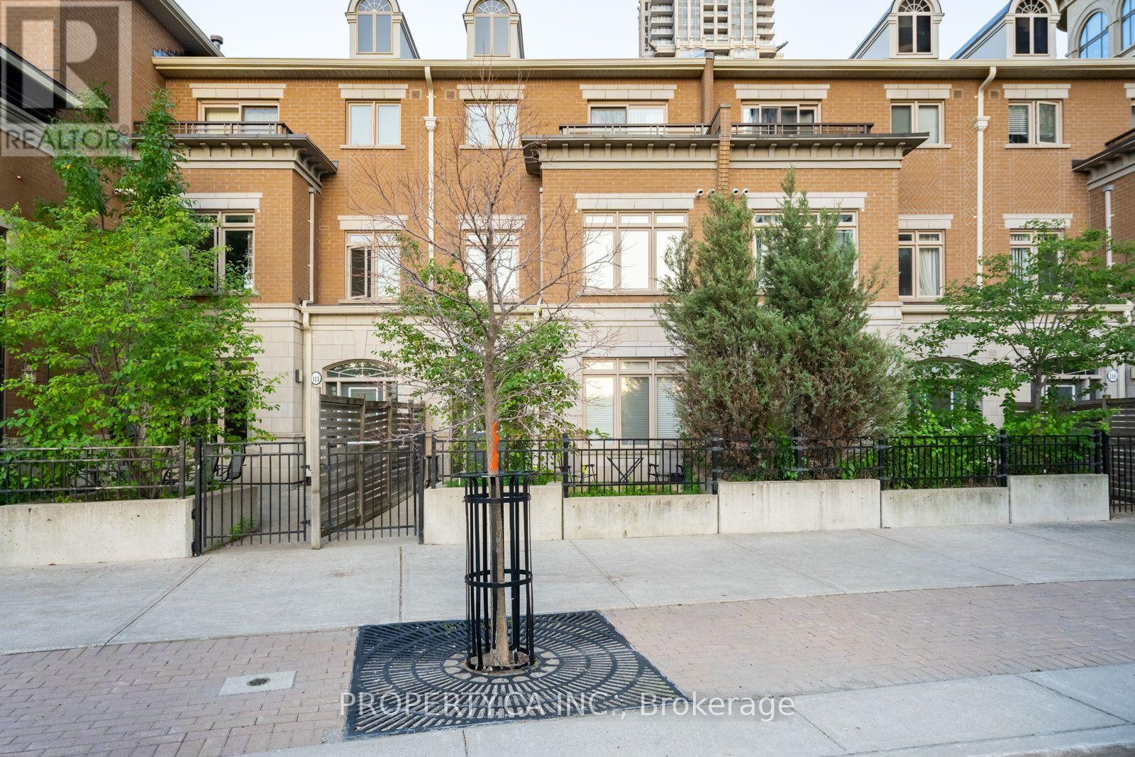 112 - 383 PRINCE OF WALES DRIVE, Mississauga, Ontario