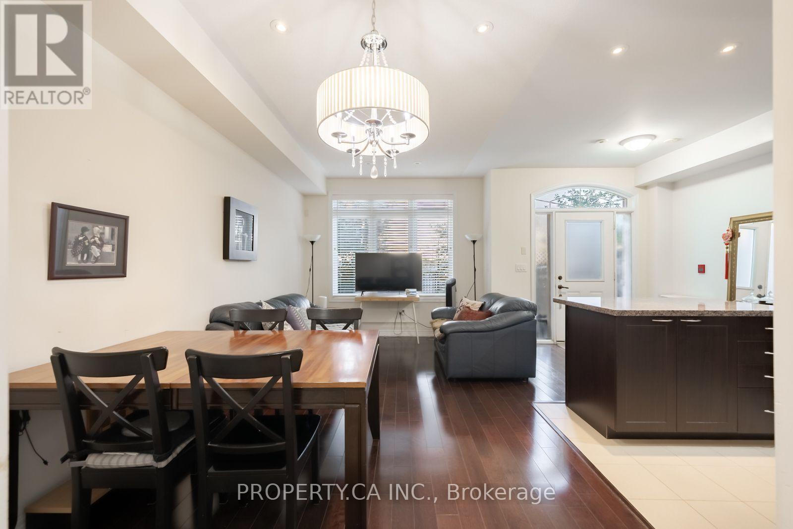 112 - 383 Prince Of Wales Drive, Mississauga, Ontario  L5B 0C7 - Photo 10 - W13700790