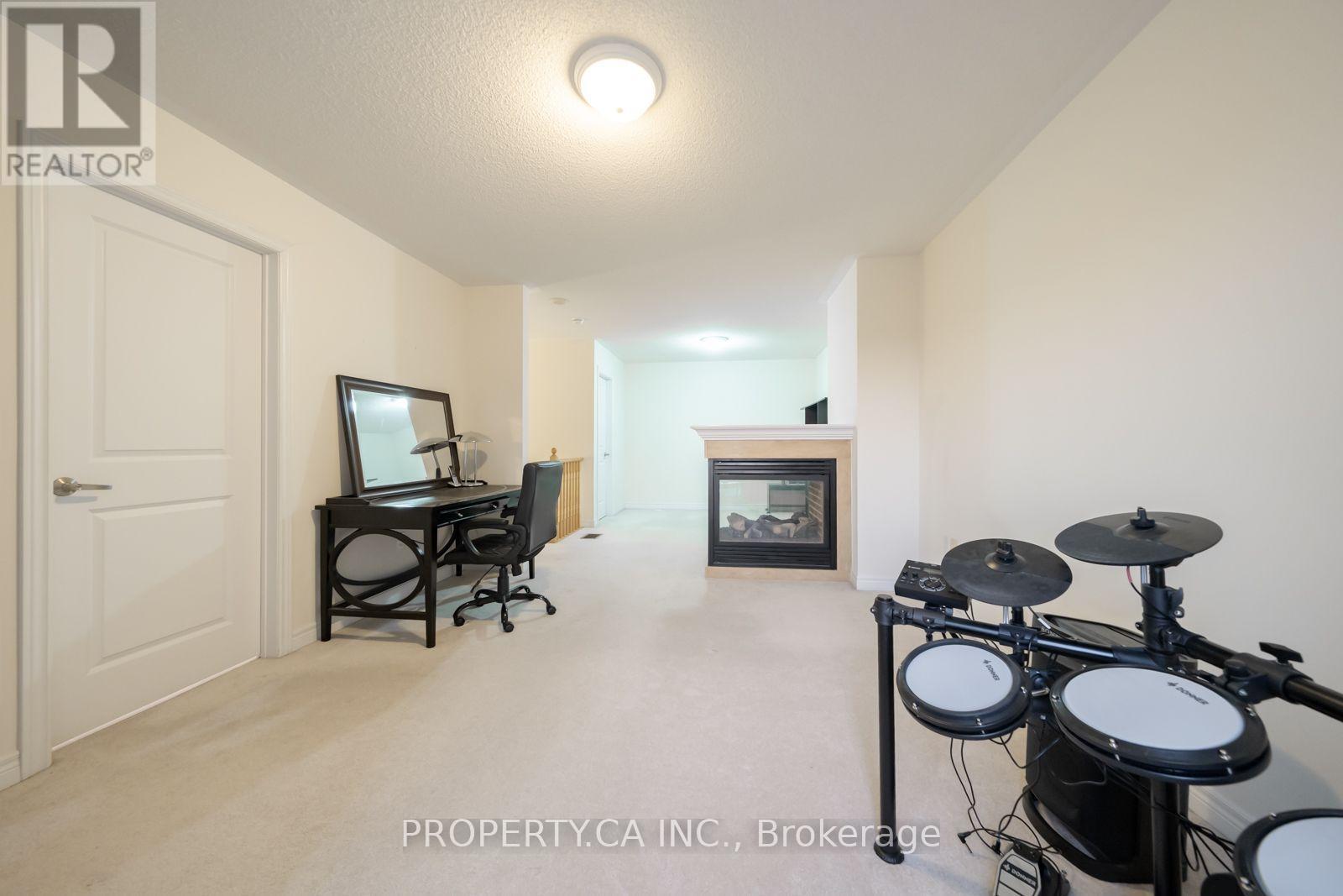 112 - 383 Prince Of Wales Drive, Mississauga, Ontario  L5B 0C7 - Photo 36 - W13700790