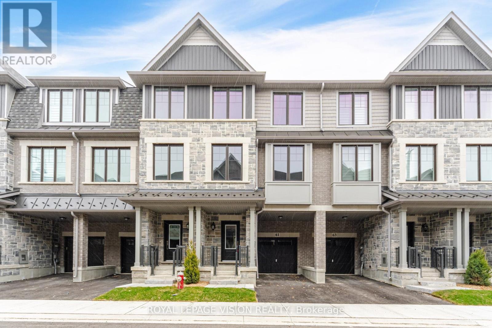 61 FOLCROFT STREET, Brampton, Ontario