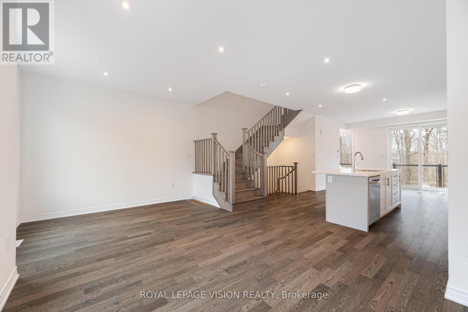 61 Folcroft Street, Brampton, Ontario  L6Y 6L3 - Photo 13 - W13700884