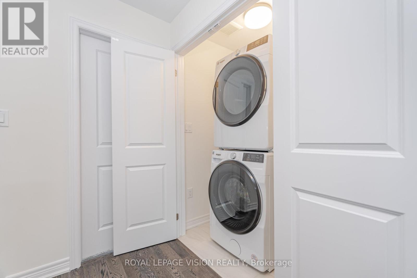 61 Folcroft Street, Brampton, Ontario  L6Y 6L3 - Photo 35 - W13700884