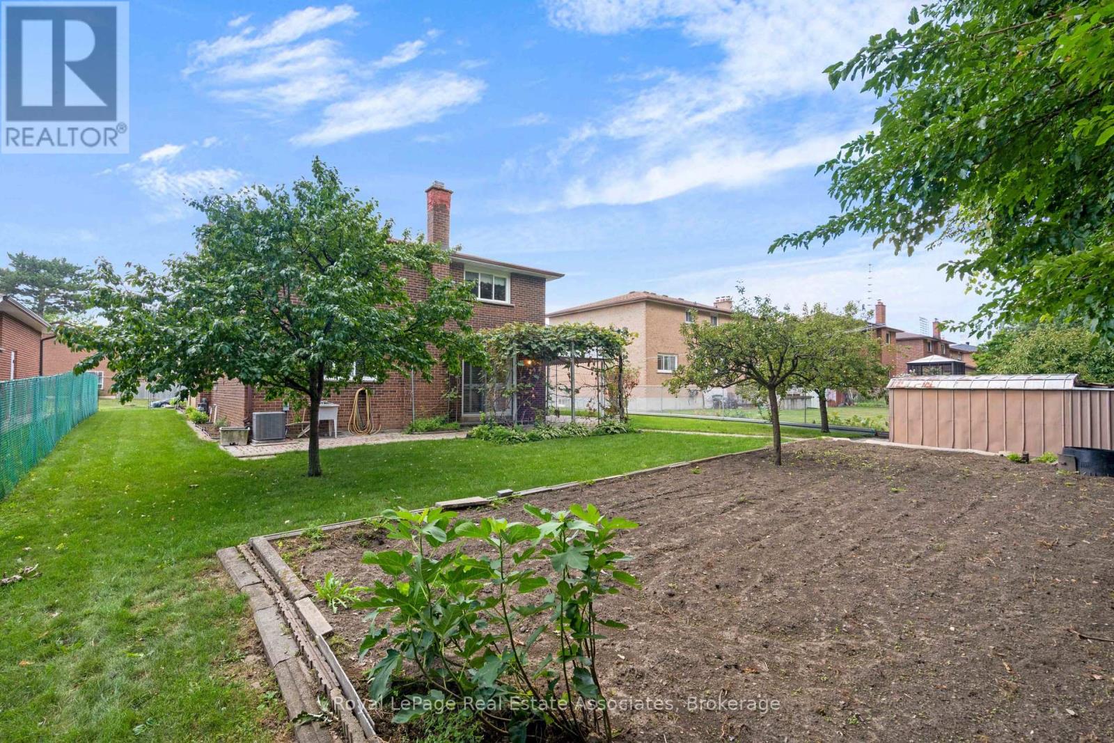 2535 Privet Crescent, Mississauga, Ontario  L5B 2S5 - Photo 46 - W13700886